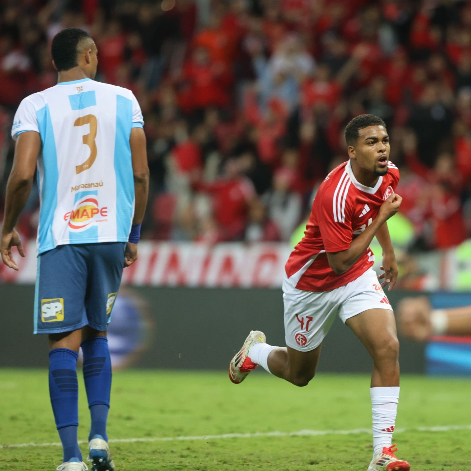Gustavo Prado comemora o gol marcado na Copa do Brasil 2025 - Internacional x Maracanã